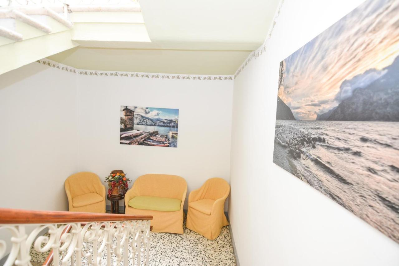 Hotel Modena Malcesine Buitenkant foto