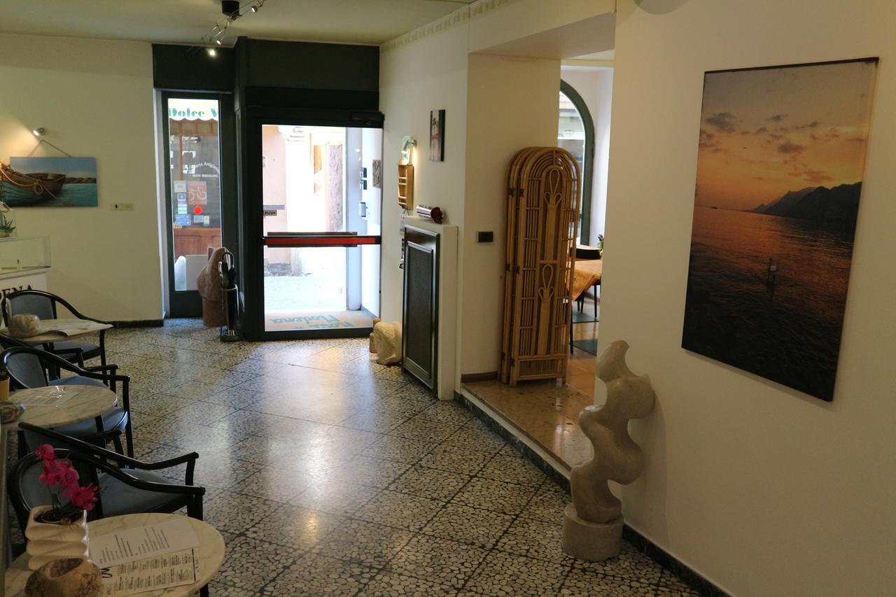 Hotel Modena Malcesine Buitenkant foto