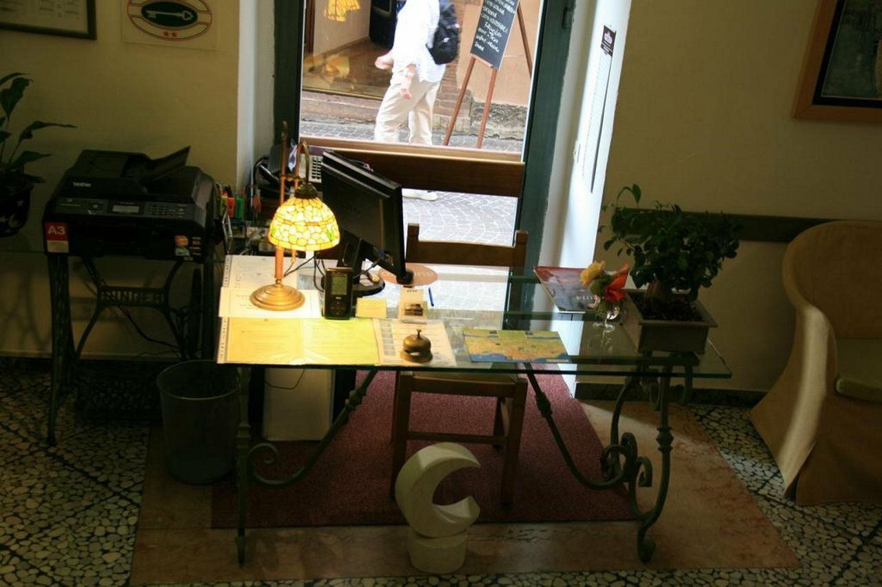 Hotel Modena Malcesine Buitenkant foto